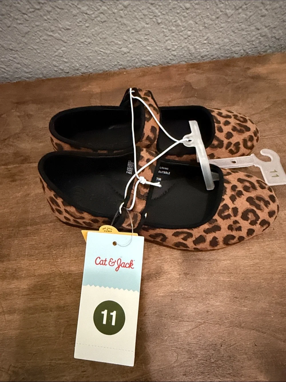 Cat & Jack Girls' Leopard Print Mary Jane Flats - Brown size 11 NWT